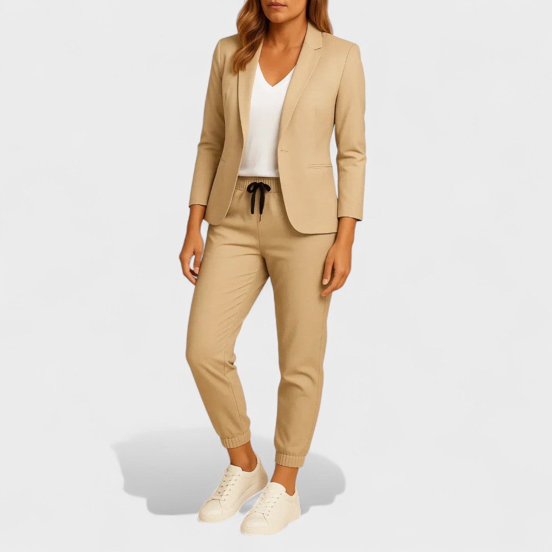 Gabriela - Conjunto Elegante com Casaco e Calças